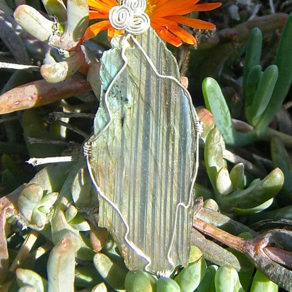 Pendants - Image 4